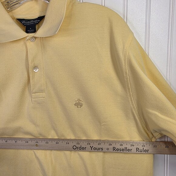 Brooks Brothers Polo Shirt Mens Medium Yellow Pique Logo Preppy Casual Golf - Picture 4 of 5